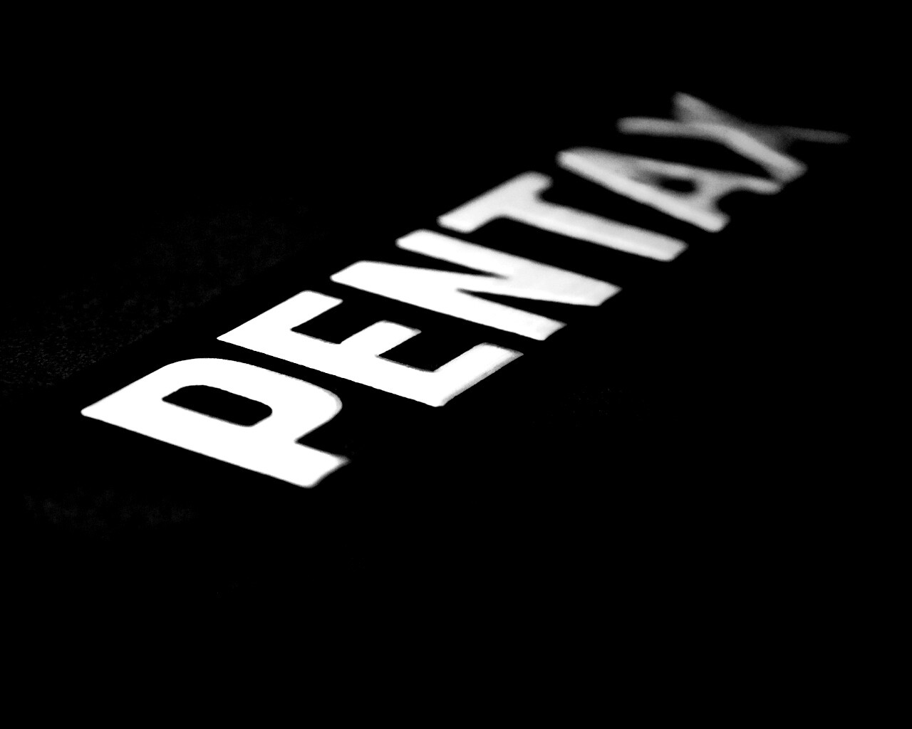 Фотоаппарат пентакс лого обои