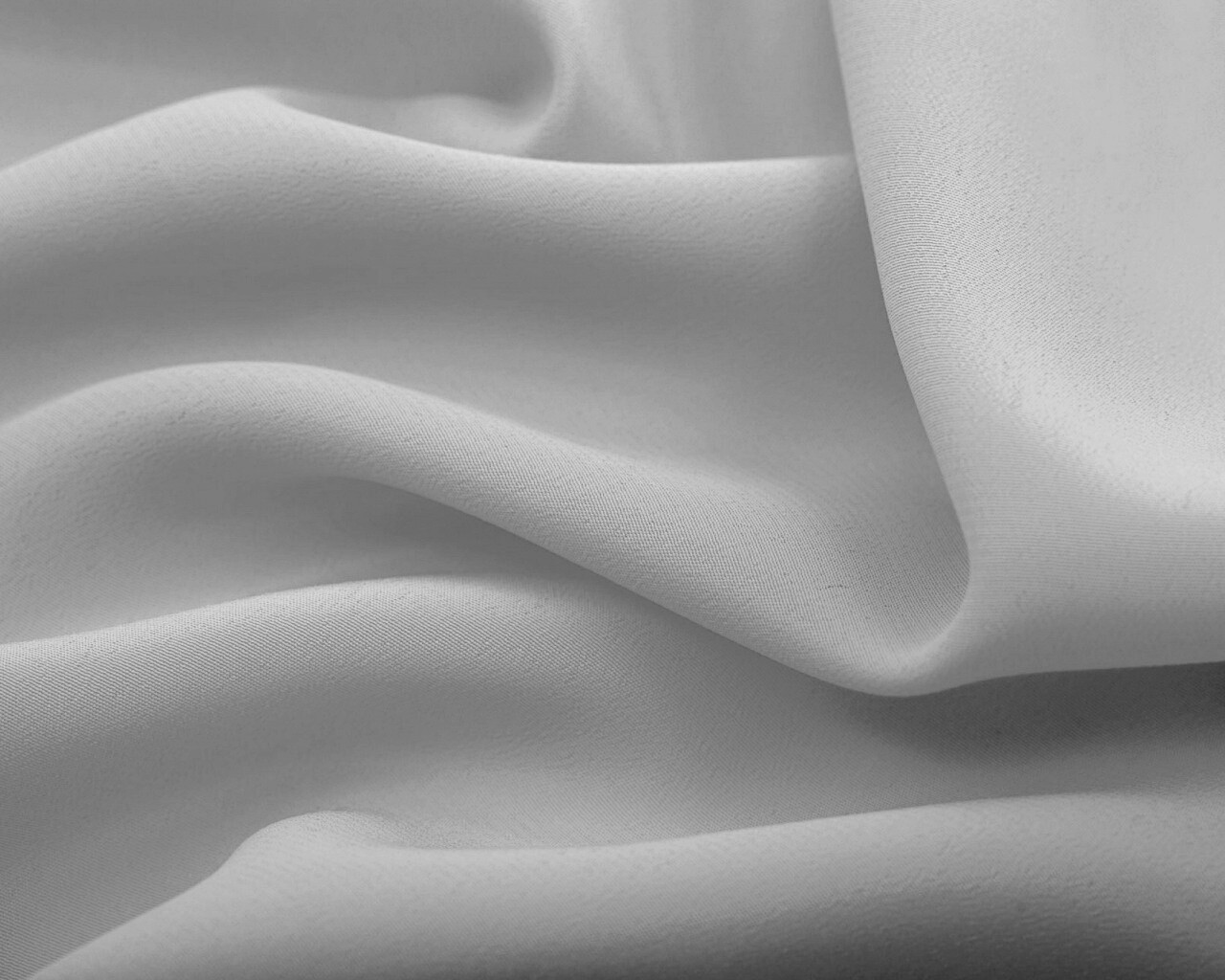 Розовая ткань обои