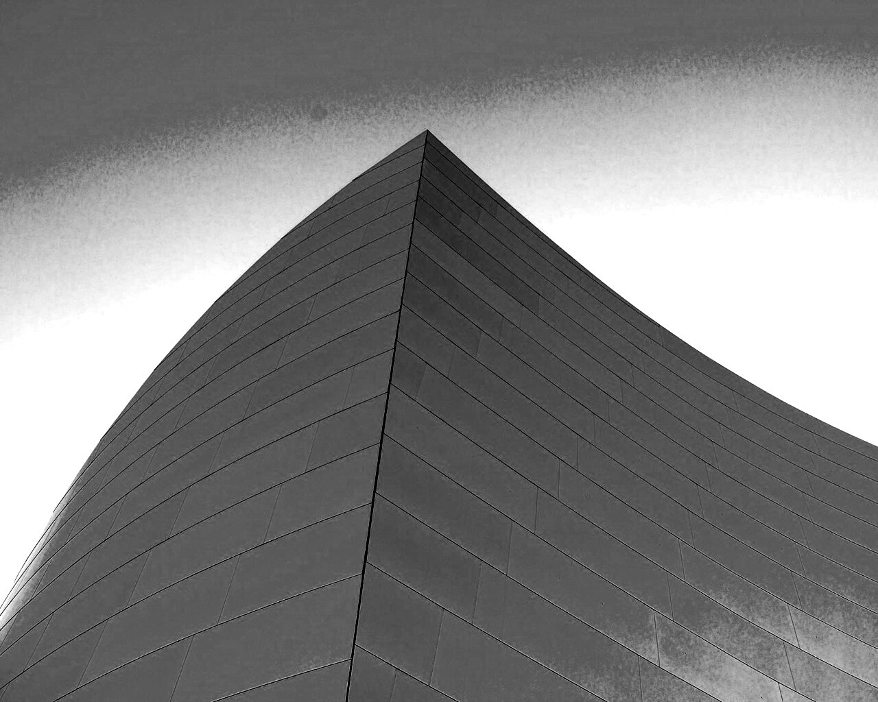 Угол небоскреба обои