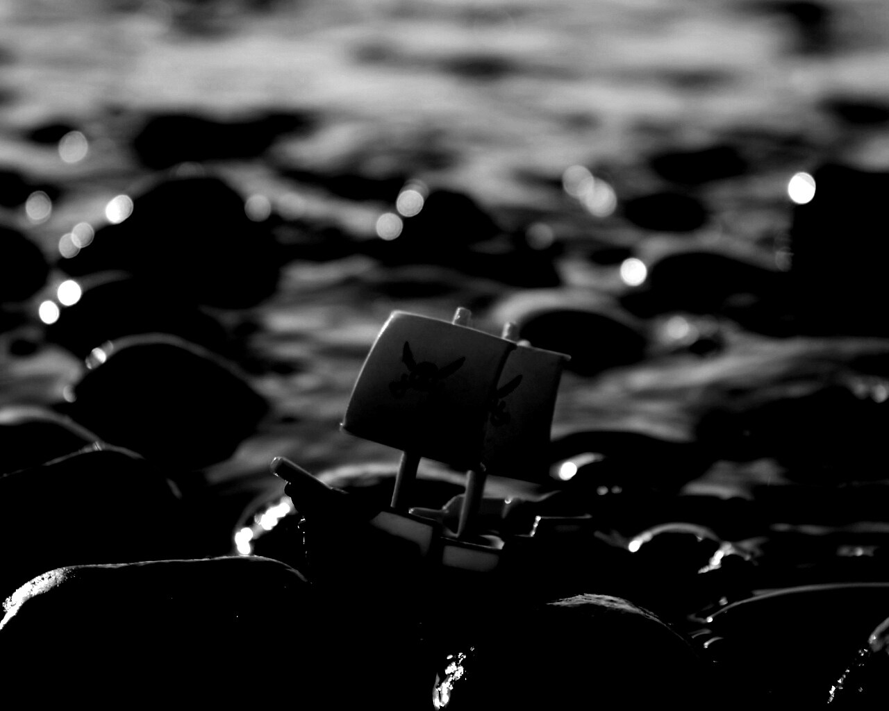 Пиратский корабль на мели обои