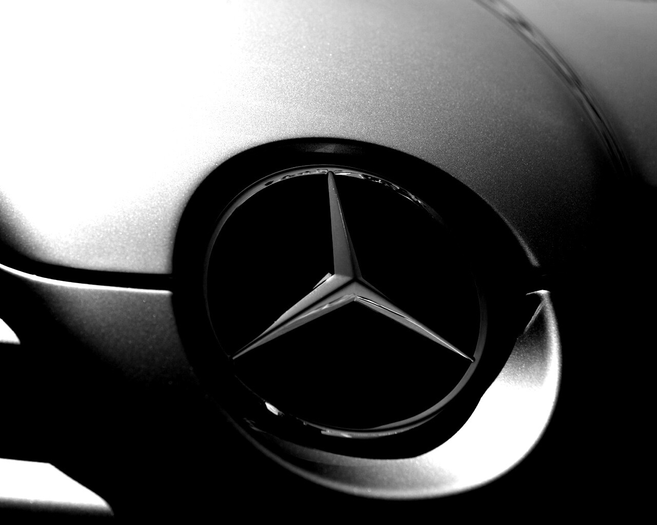 Логотип Мерседес обои