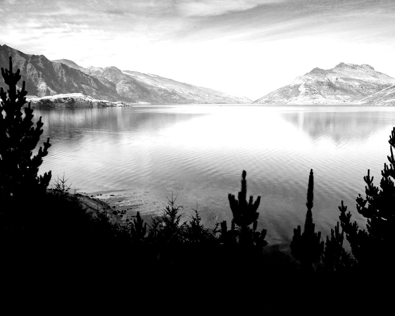 Безмятежное озеро в Новой Зеландии обои