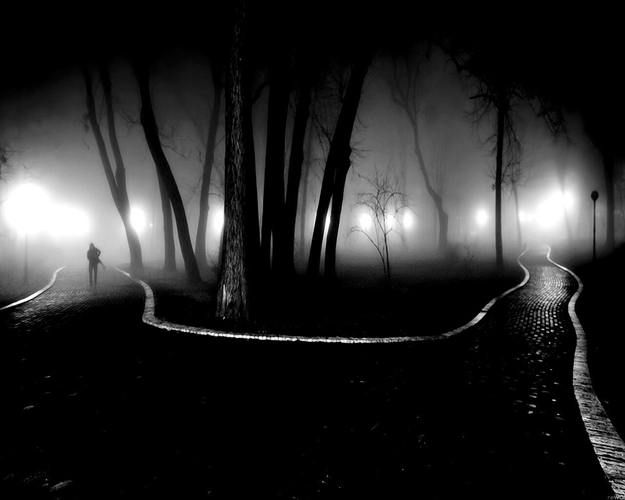 Пустынный лабиринт парковых дорожек обои