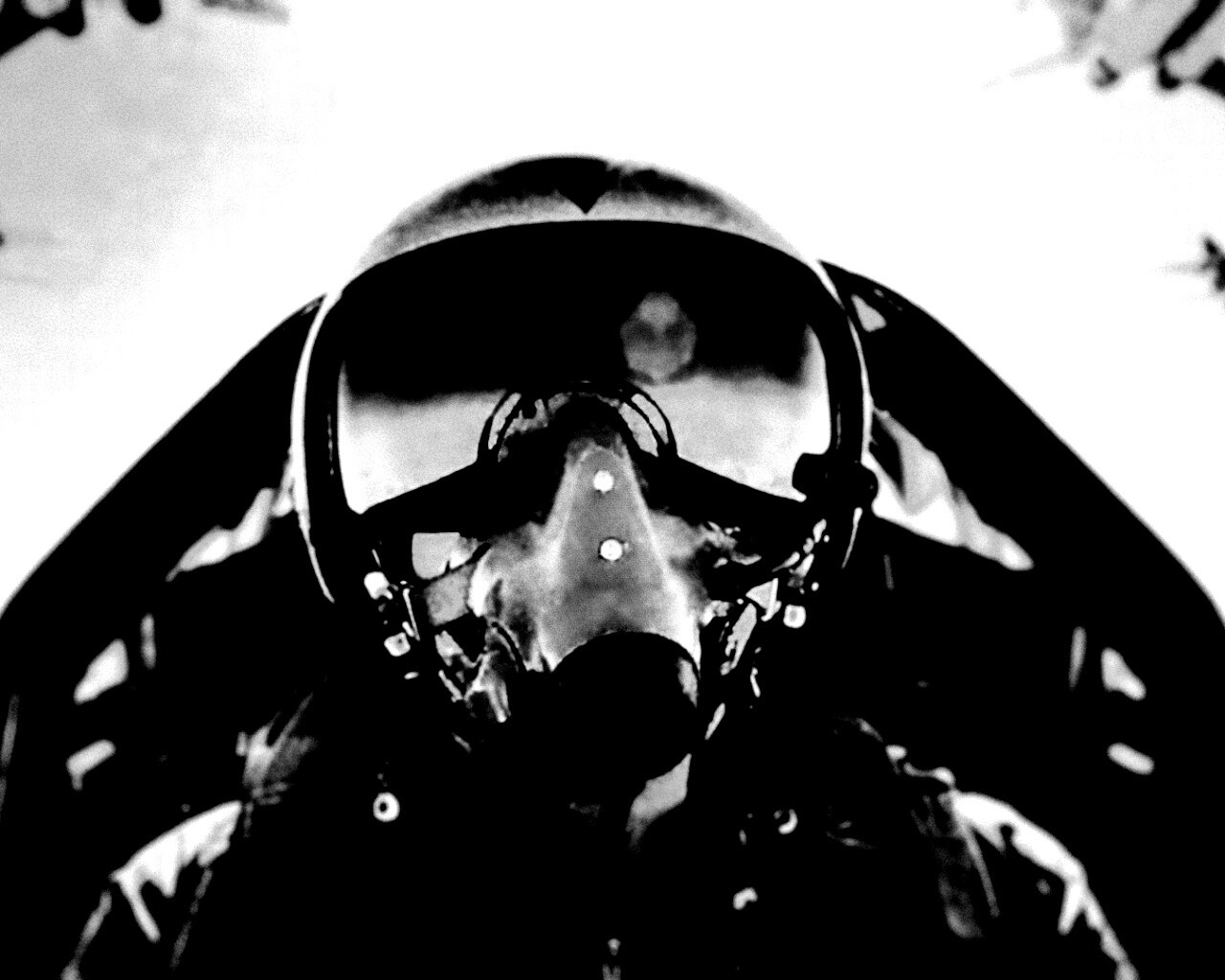 Пилот истребителя обои