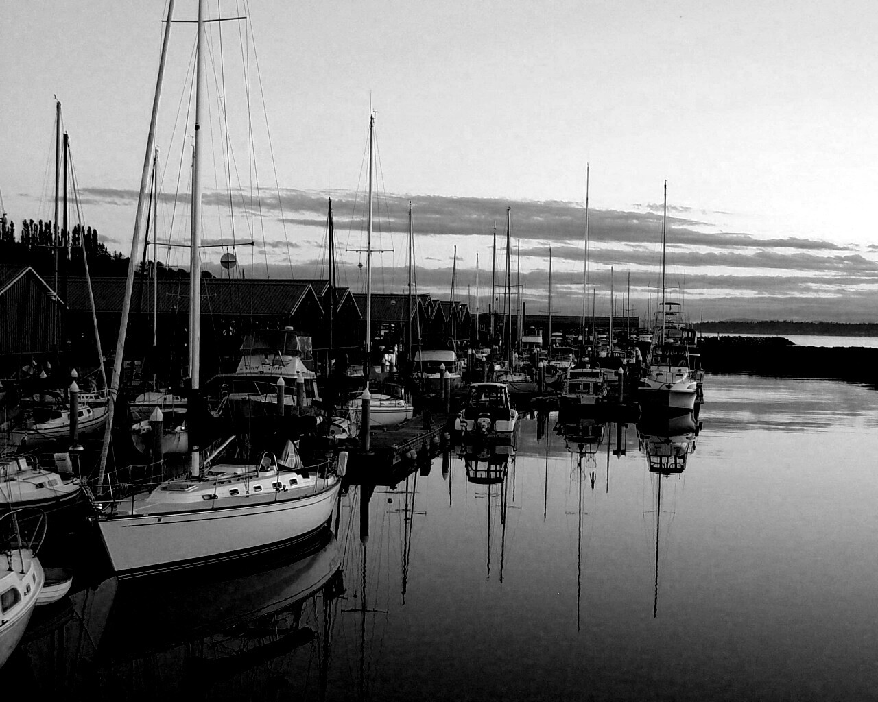 Лодочная пристань обои