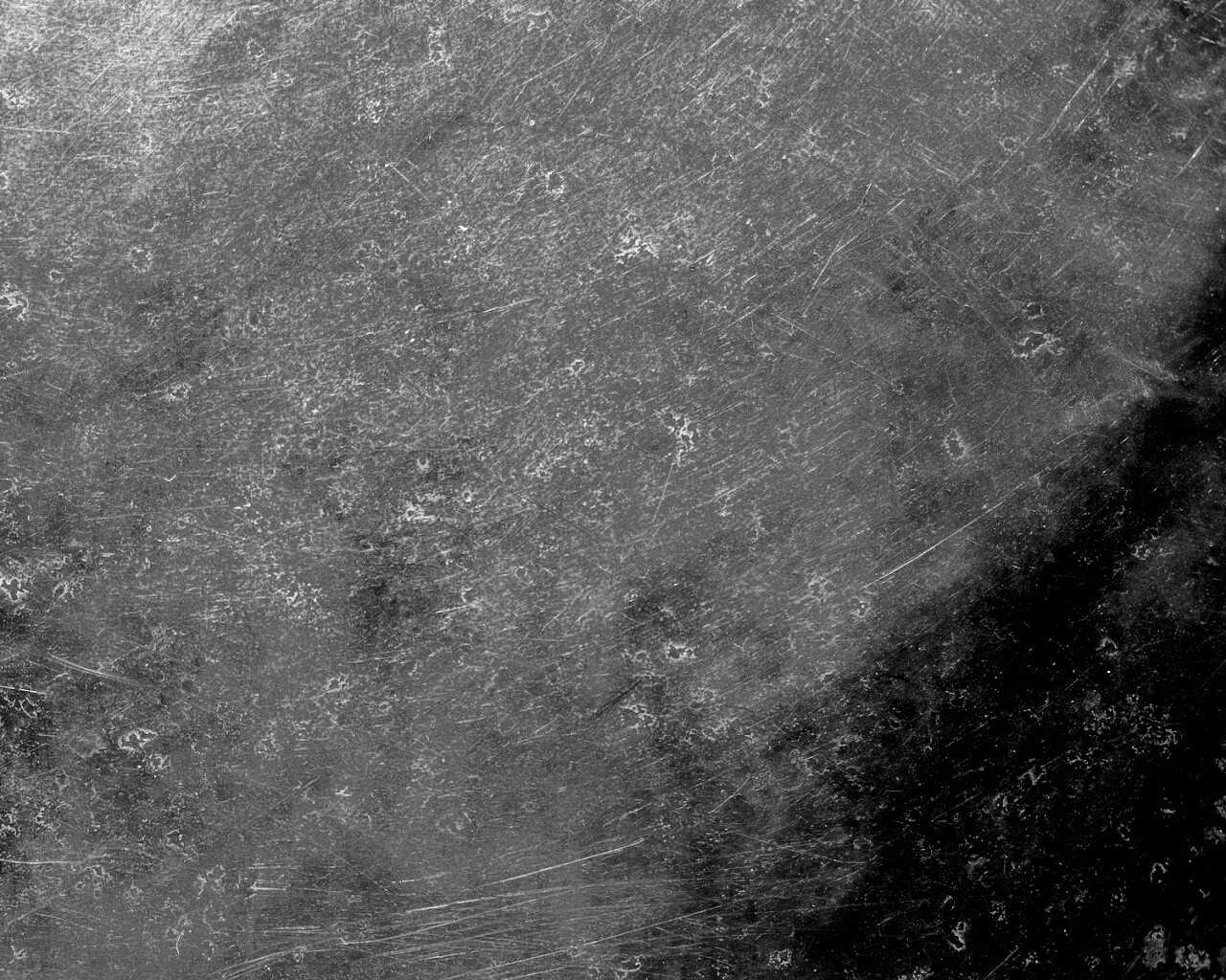 Царапины на жёлтом металле обои