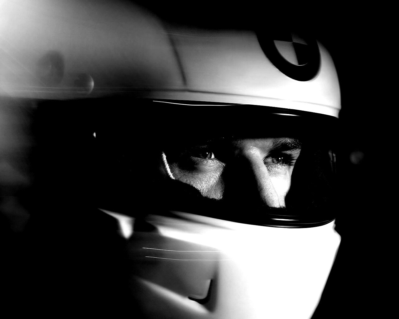 Гонщик BMW обои