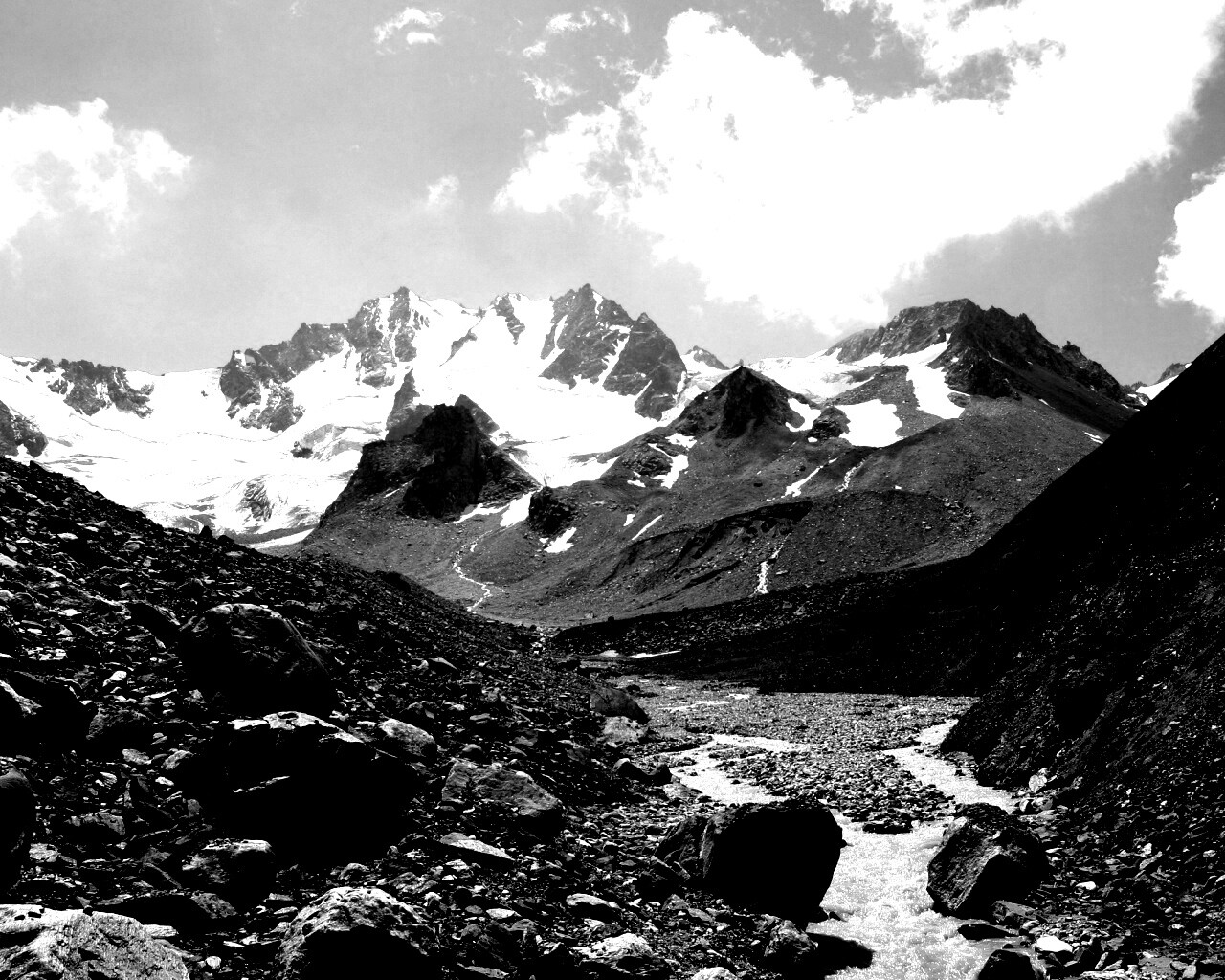 Горный пейзаж обои