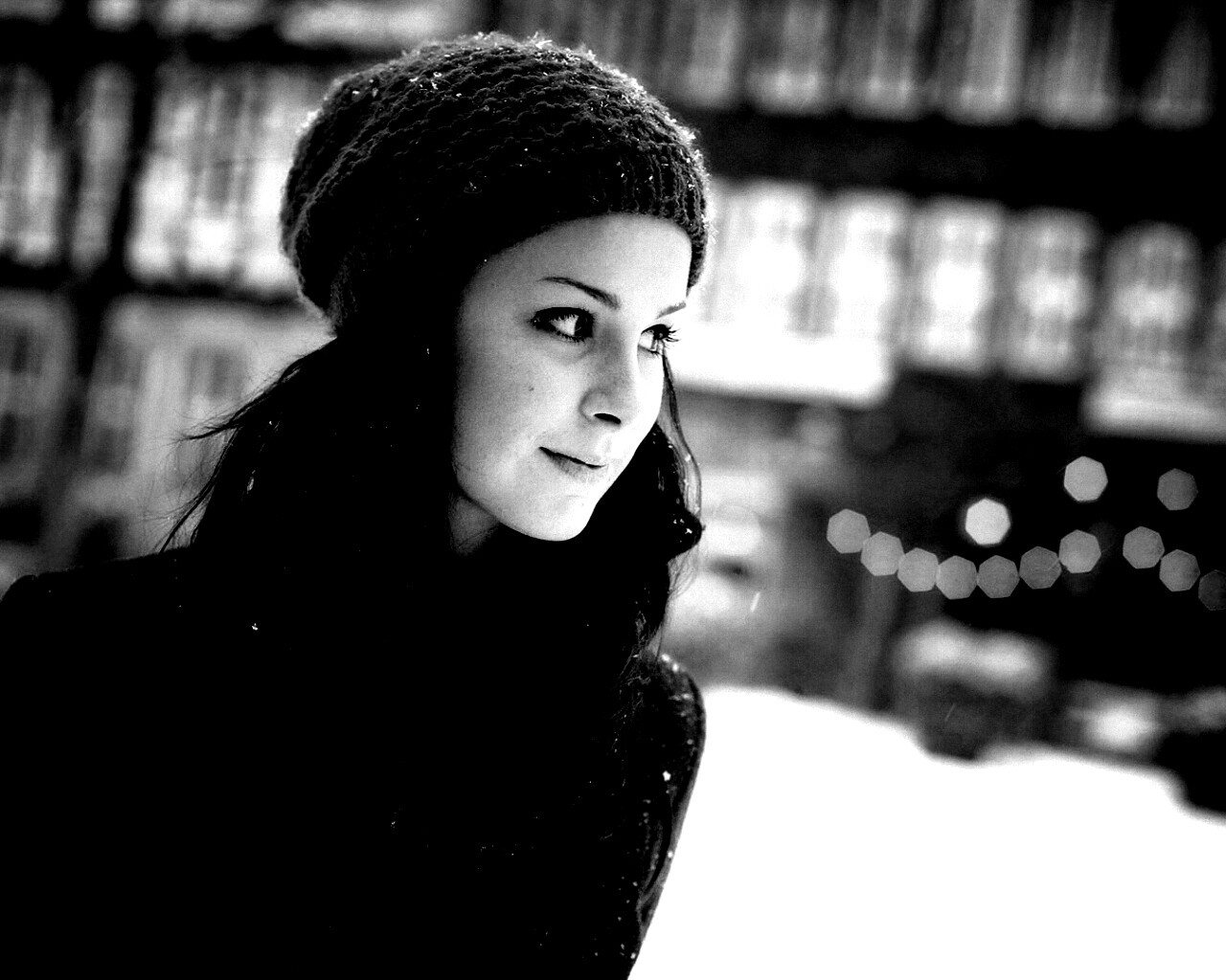 Девушка зимой обои