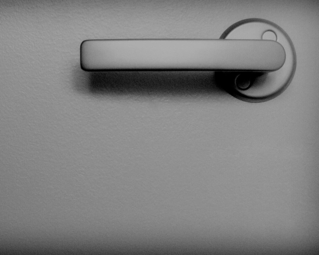 Дверная ручка обои