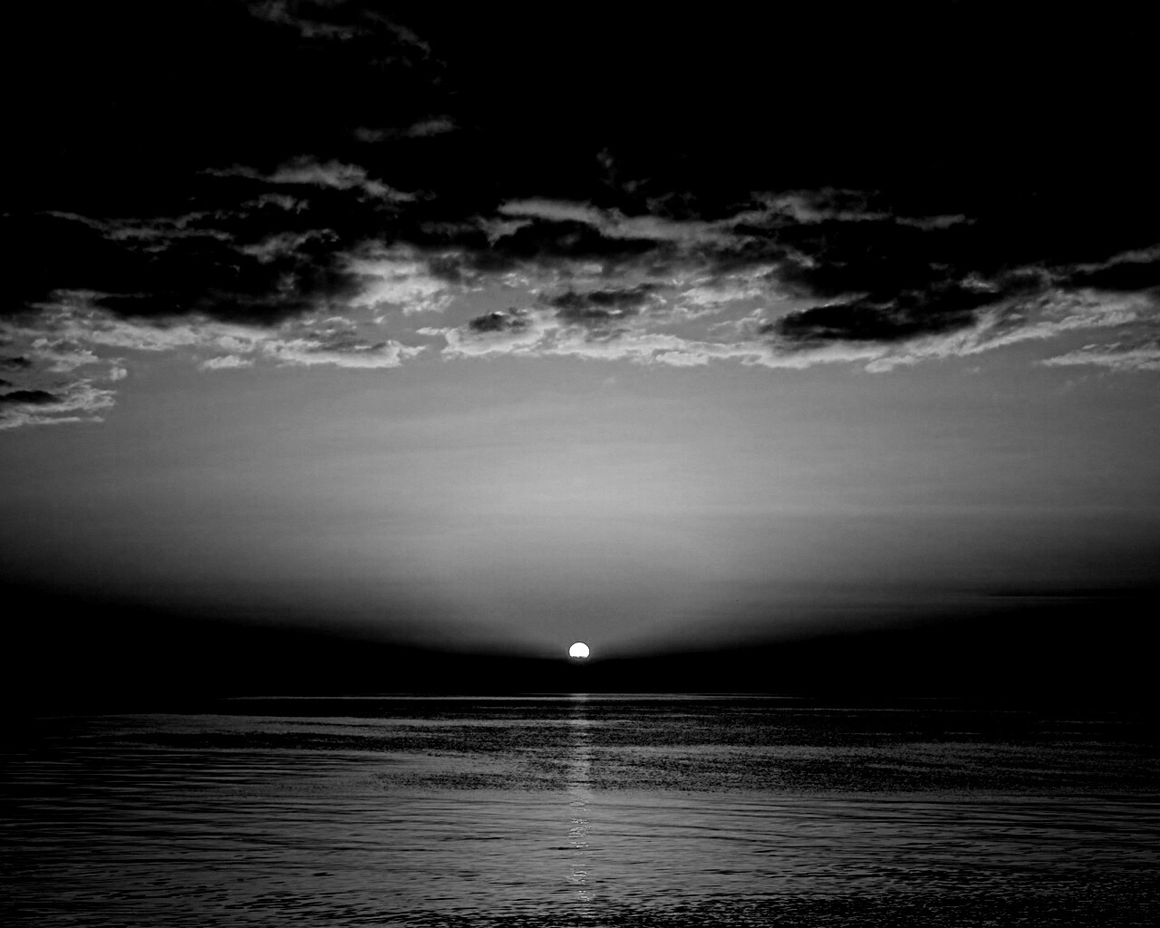 Багровый закат обои