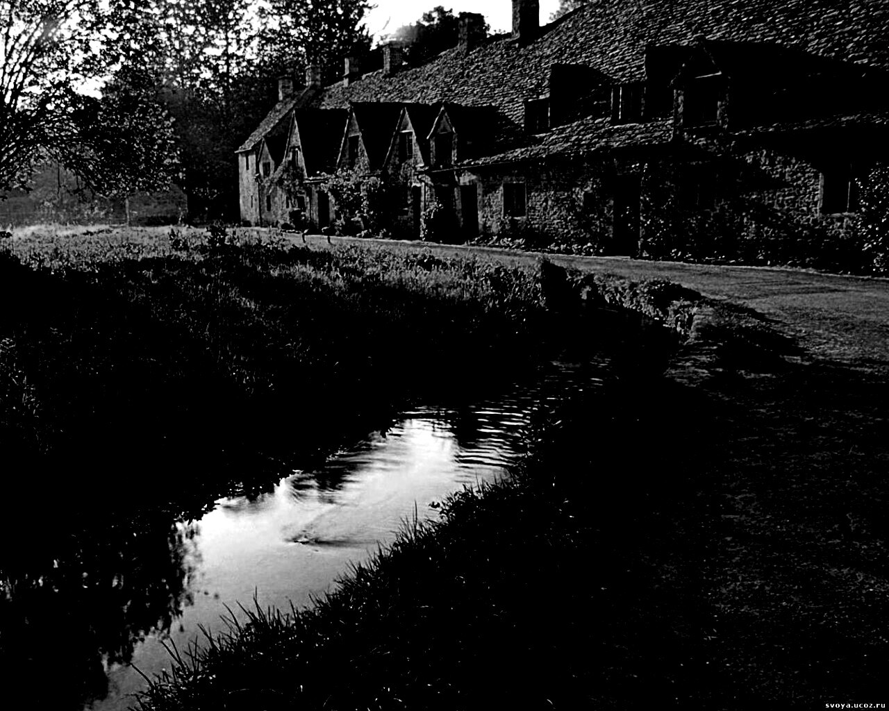 Домик в Англии обои