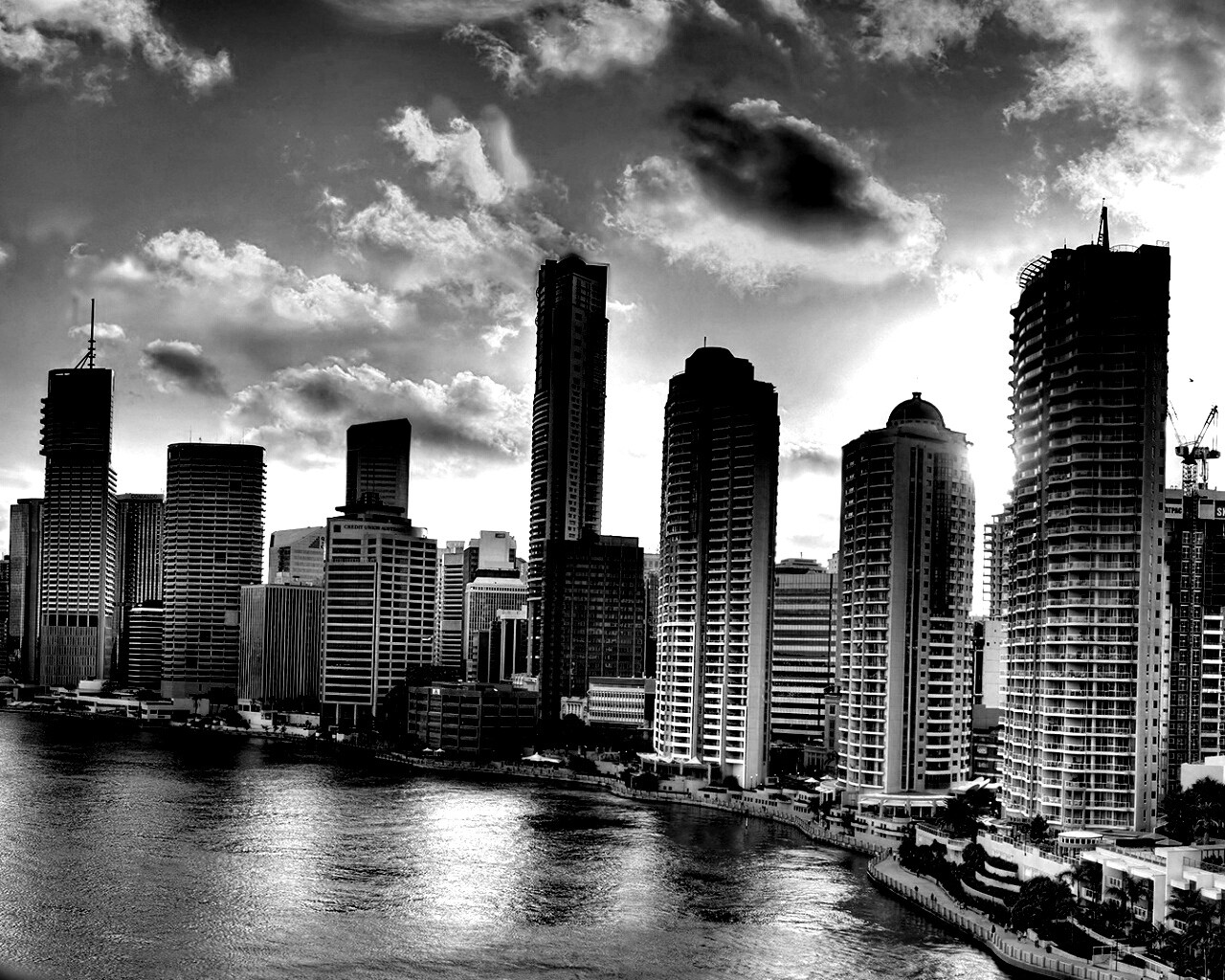 Город на берегу обои