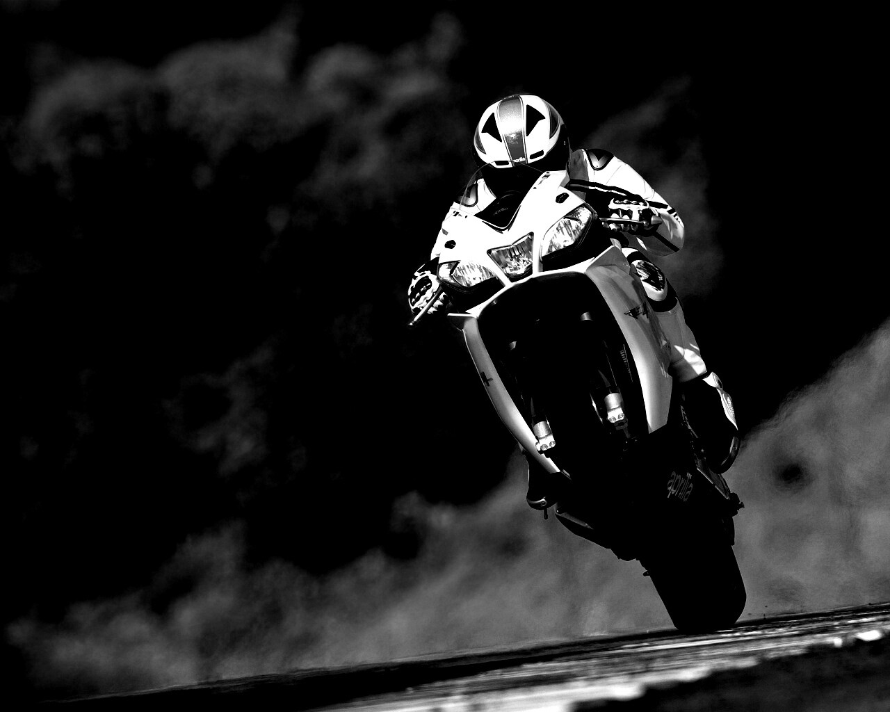 Спортбайк на козле обои