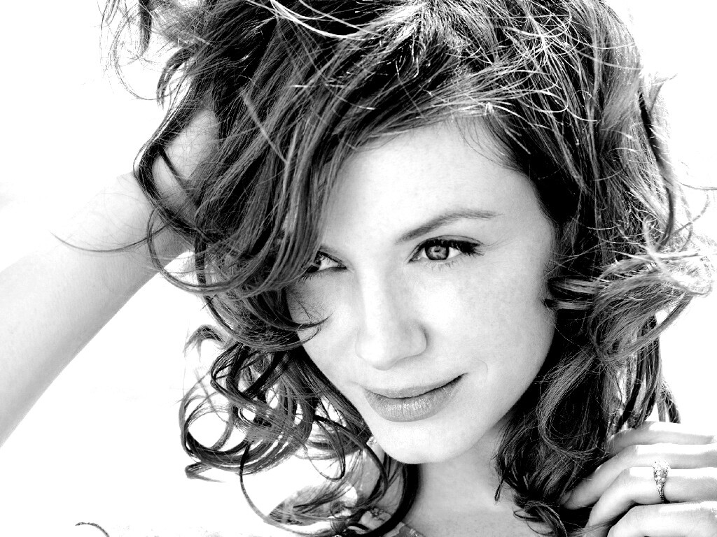 Рыжая красавица обои