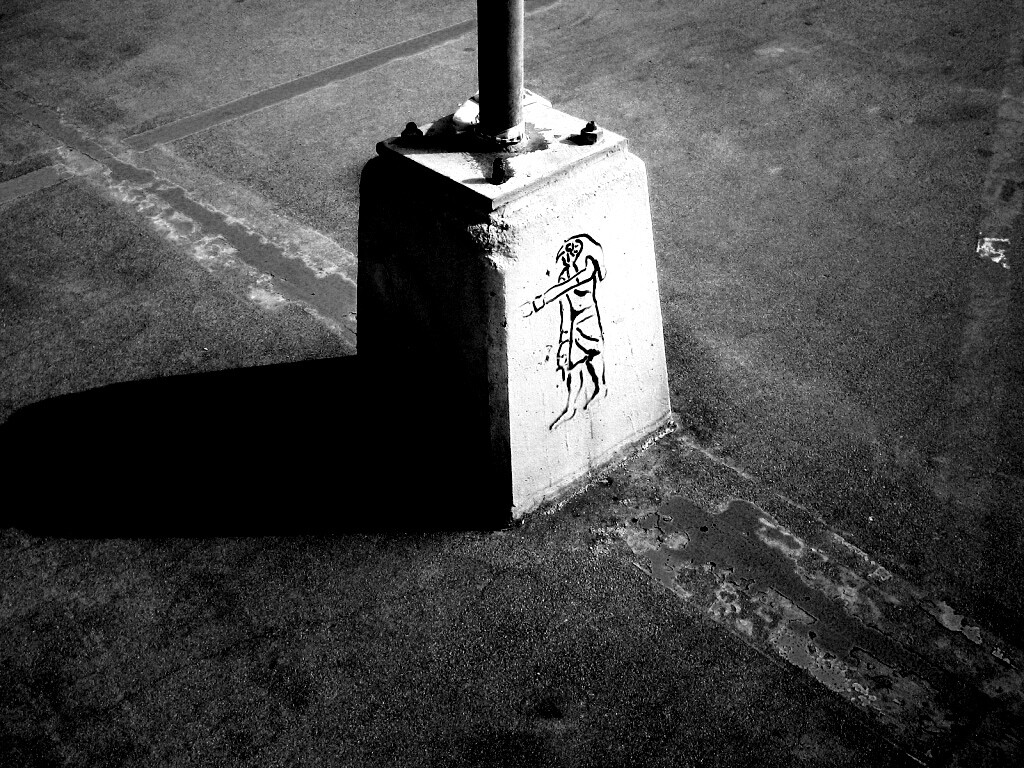 Египетские иероглифы на столбе обои