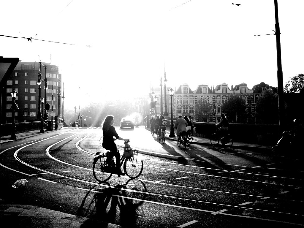 Утро в европейском городе обои