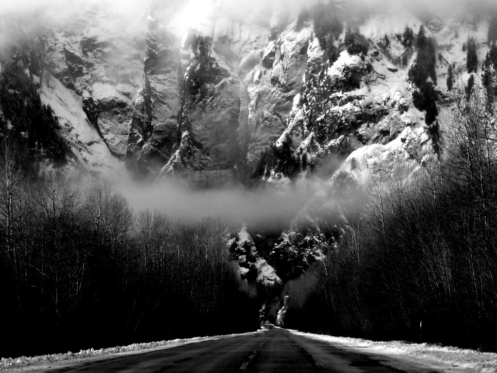 Дорога к скале обои