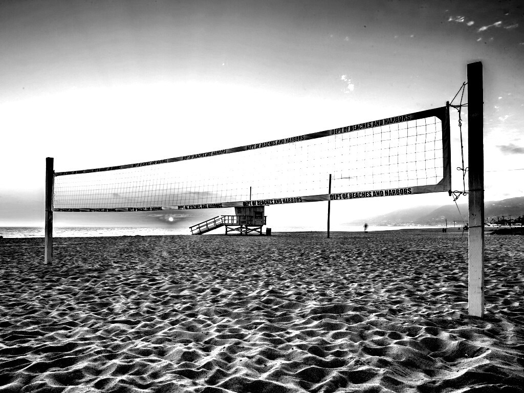 Сетка для волейбола на пляже обои