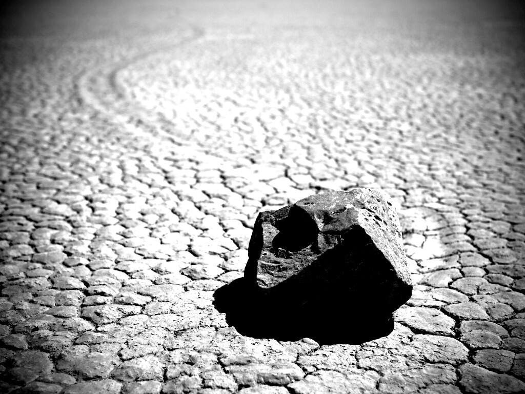 Камень в Долине Смерти обои