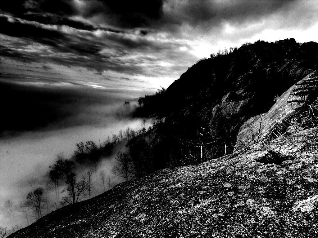 Туманные горы обои