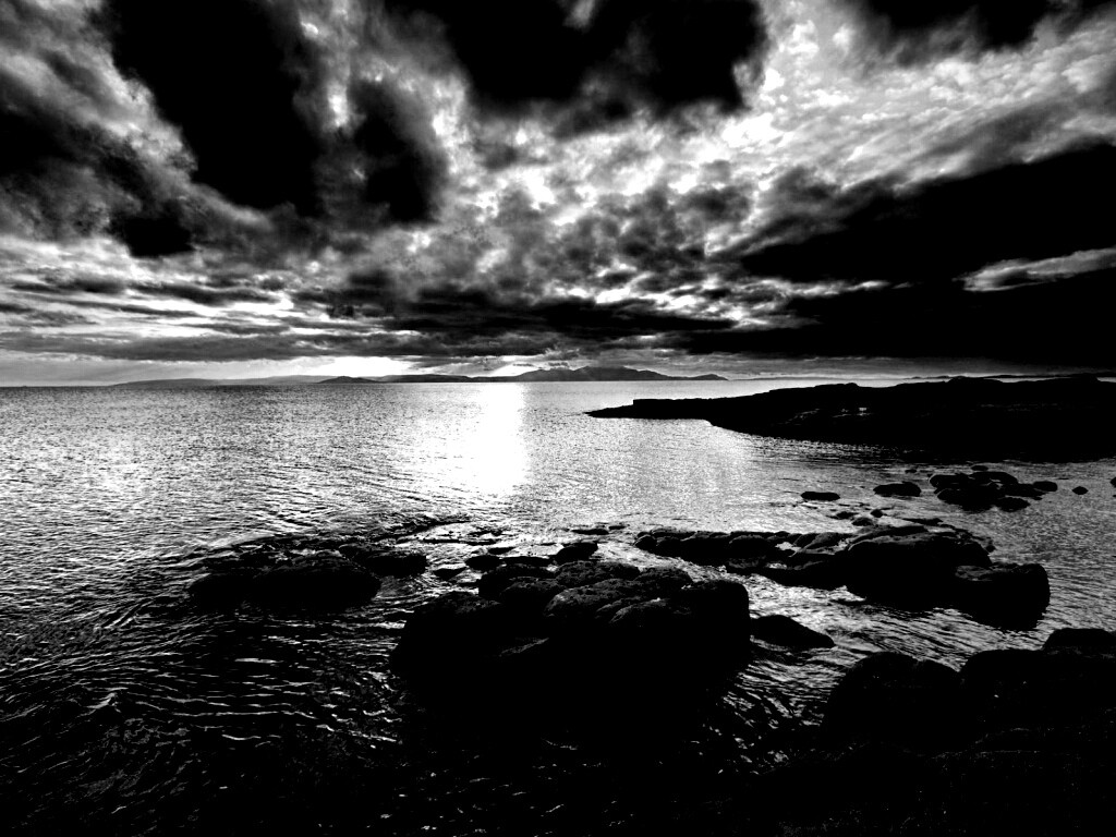 Красивый вид на вечернее море обои