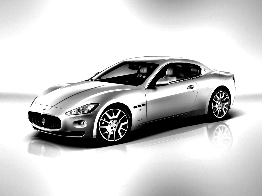 Грандтуризмо на белом фоне обои