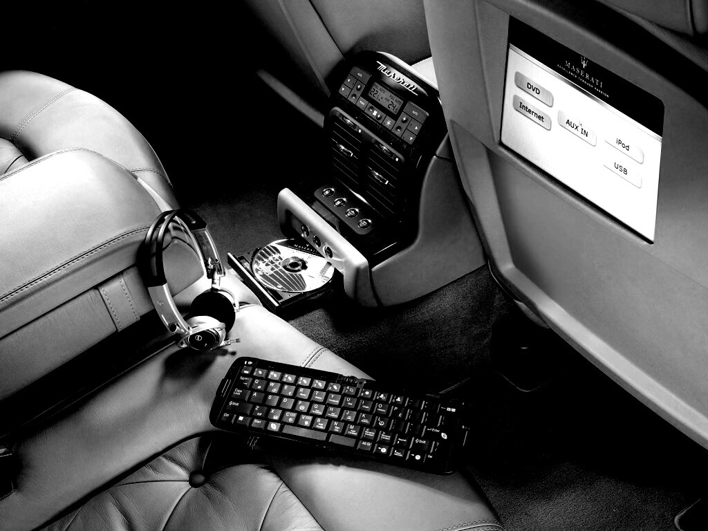 Салон Quattroporte обои