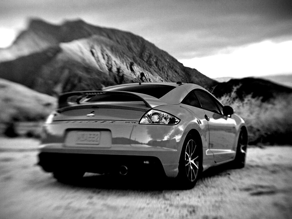 Mitsubishi в горах обои