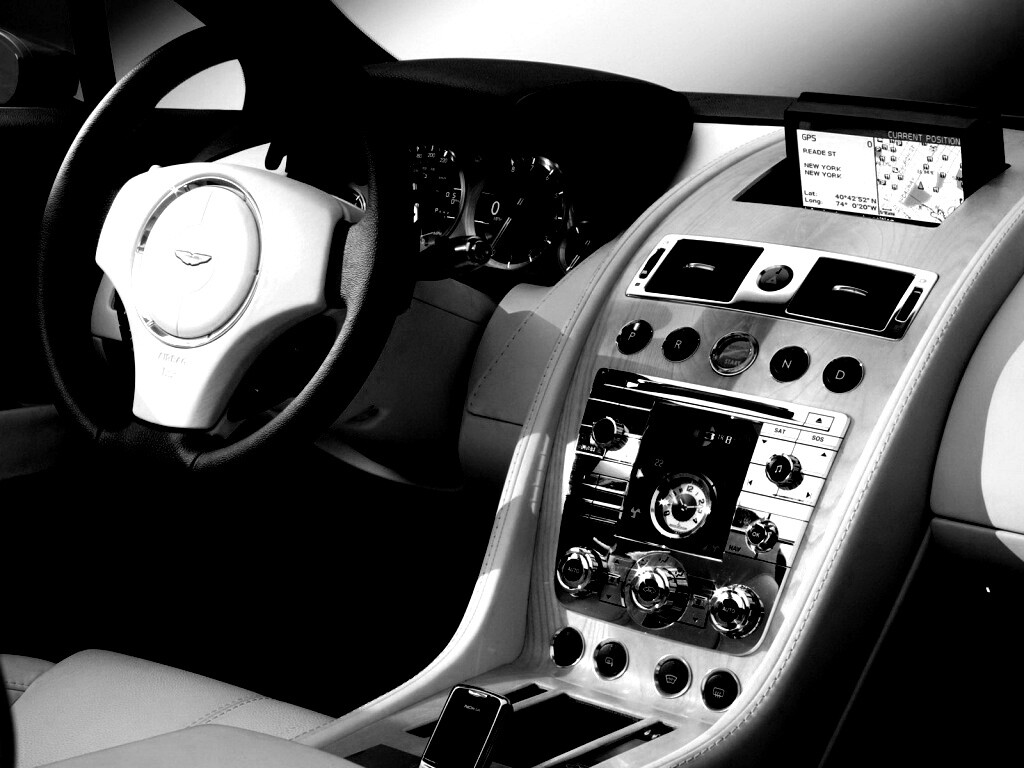 Салон Астон Мартина обои