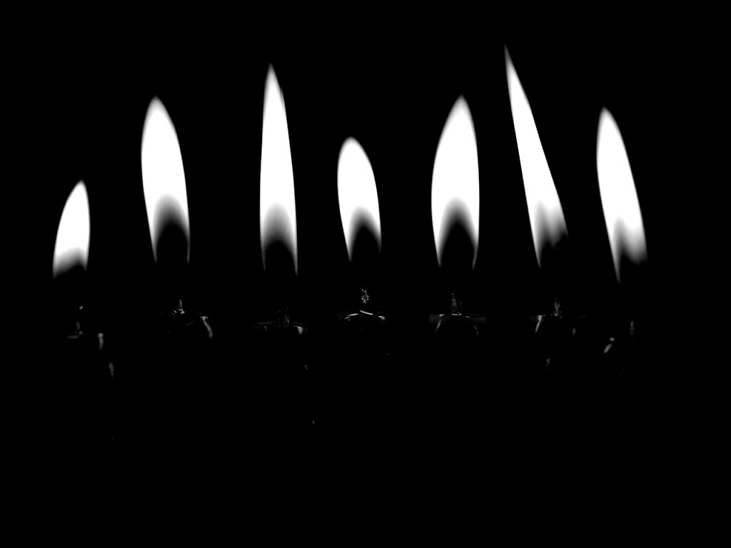 Красные свечи обои