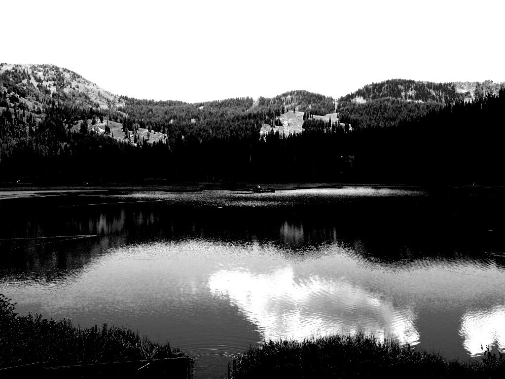 Горное озеро обои