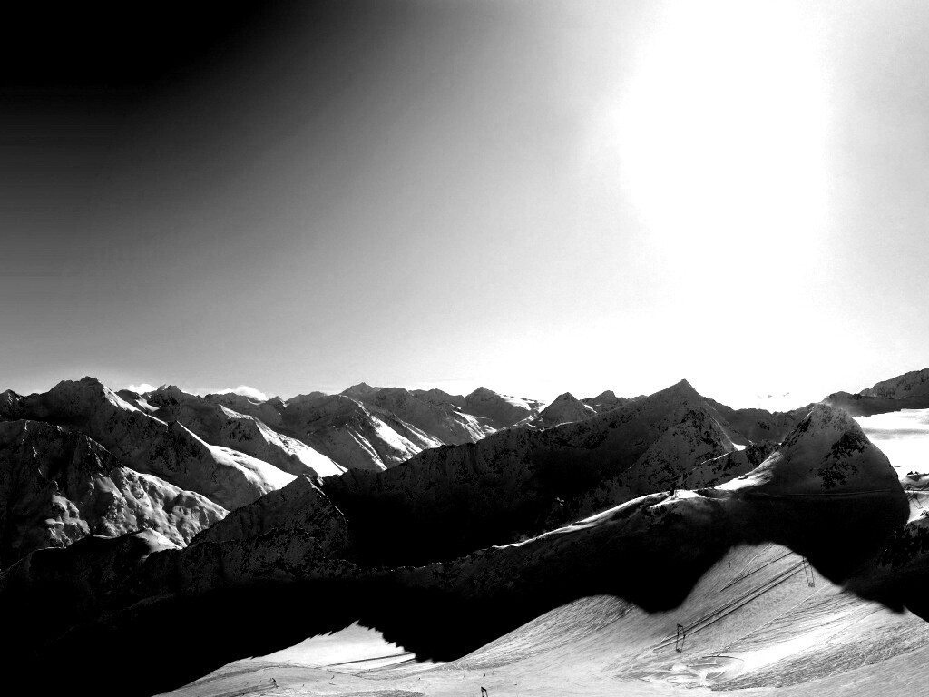 Роковые горы обои