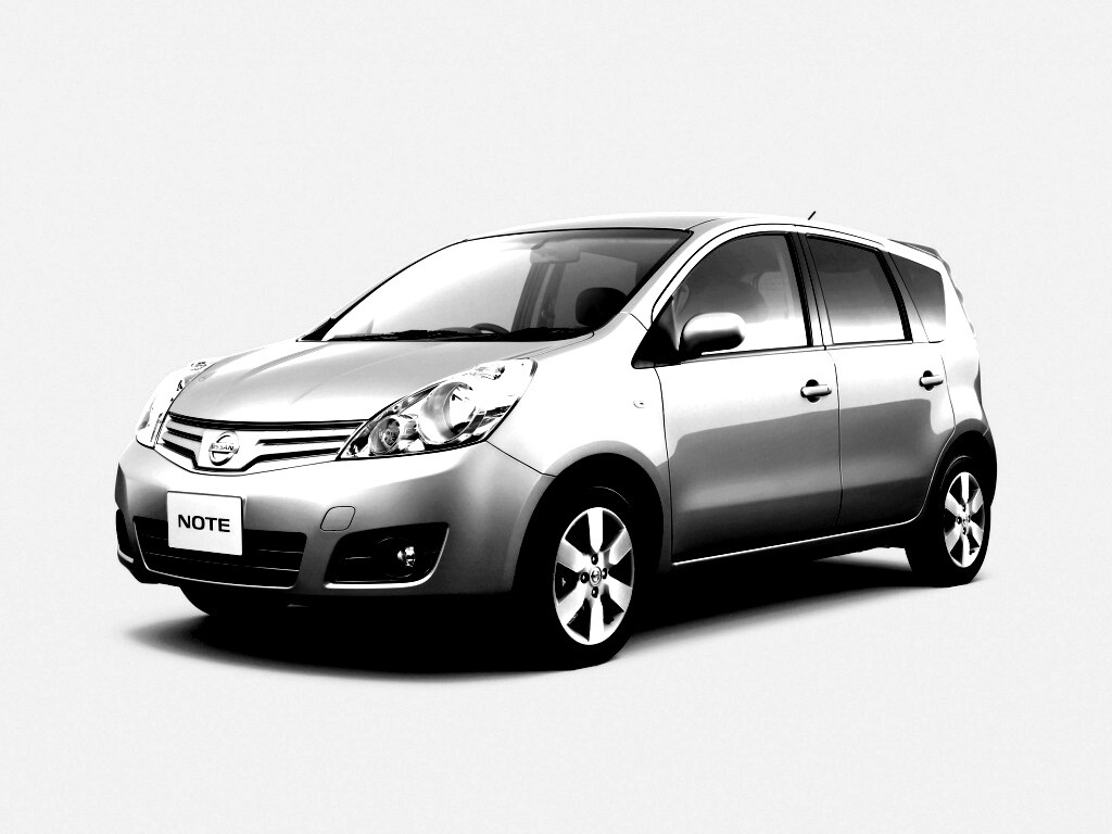 Nissan Note обои