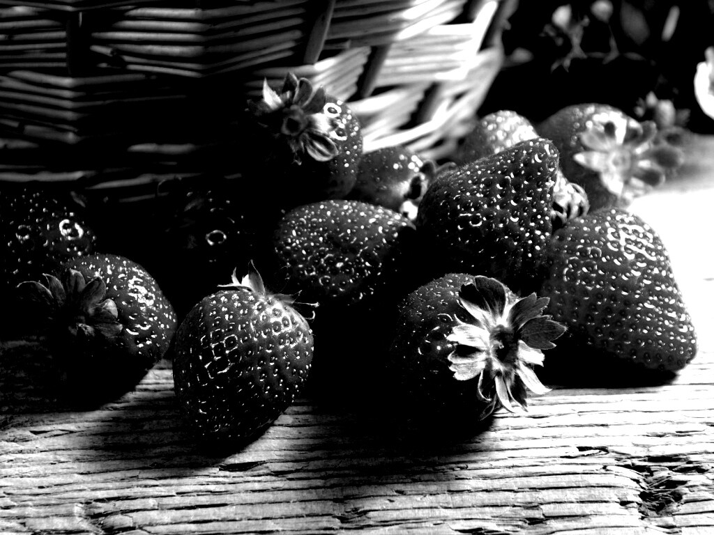 Клубничка обои