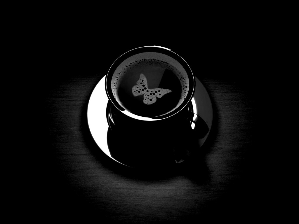 Чашка кофе с пенкой в форме бабочки обои