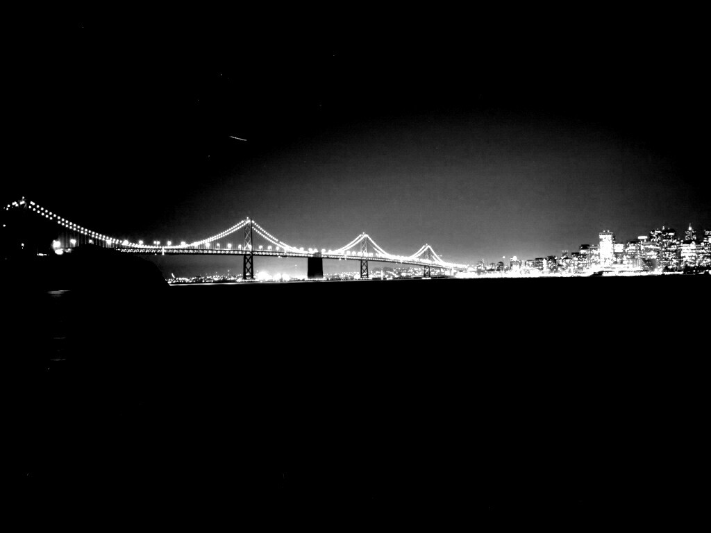 Вид на ночной мост обои