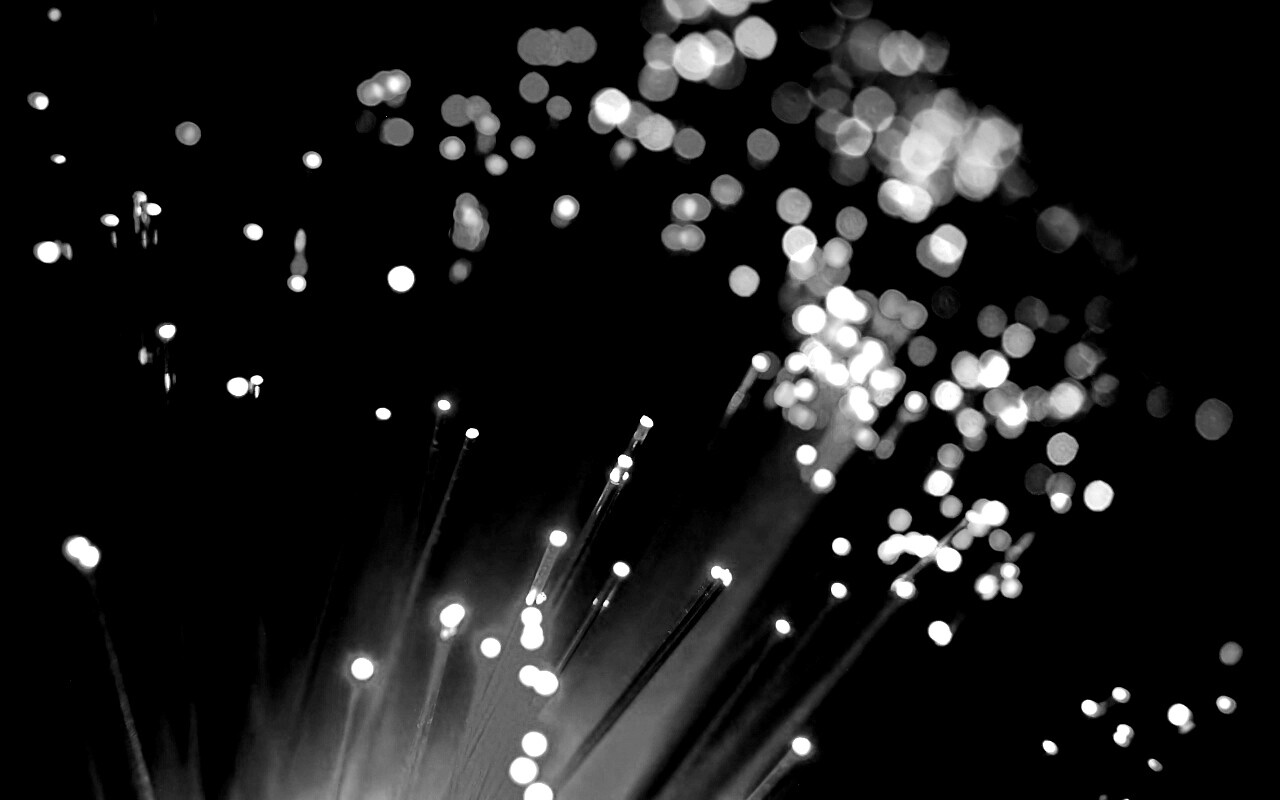 Огоньки на оптоволокне обои