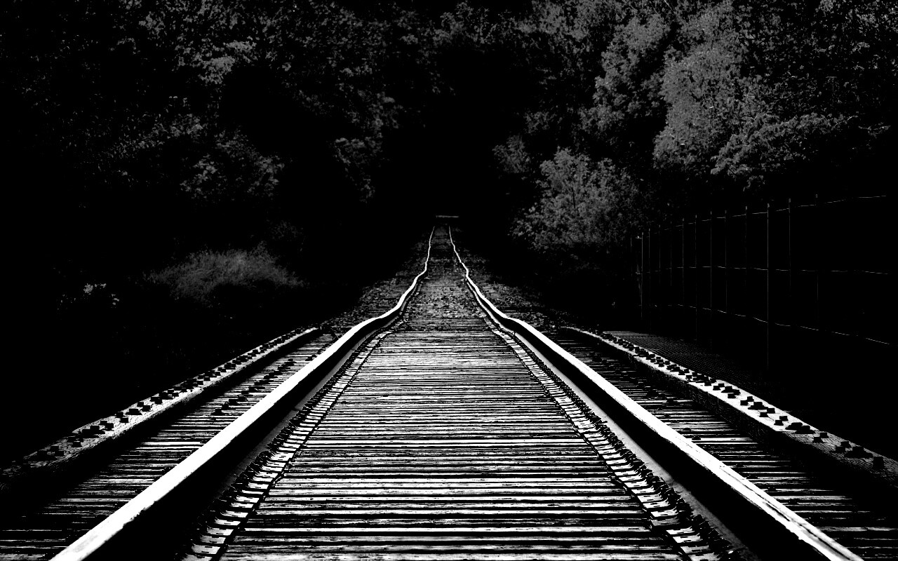 Железная дорога в осеннем лесу обои