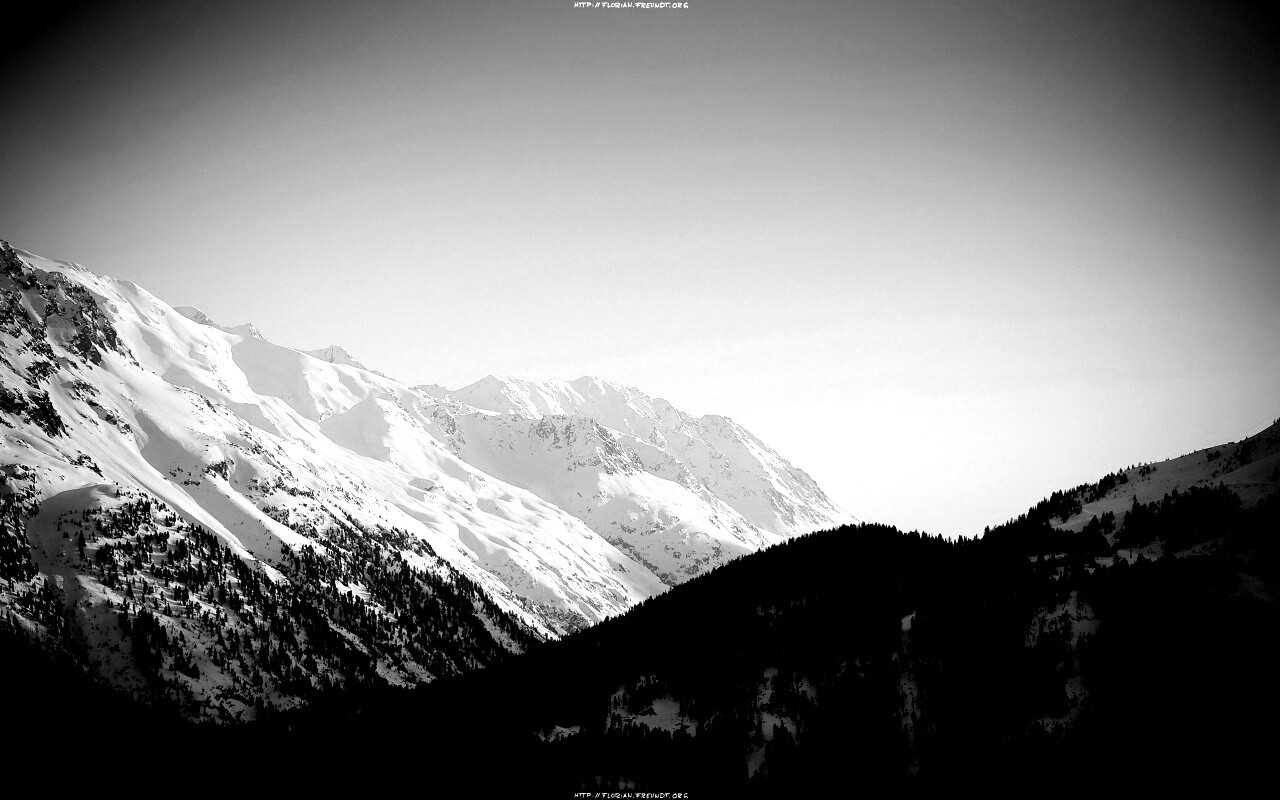 Горные вершины зимой обои