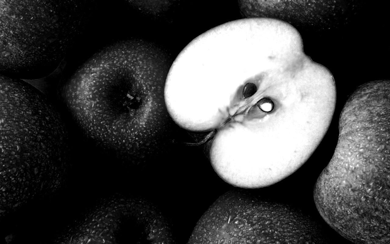 Вкусные свежие яблоки обои