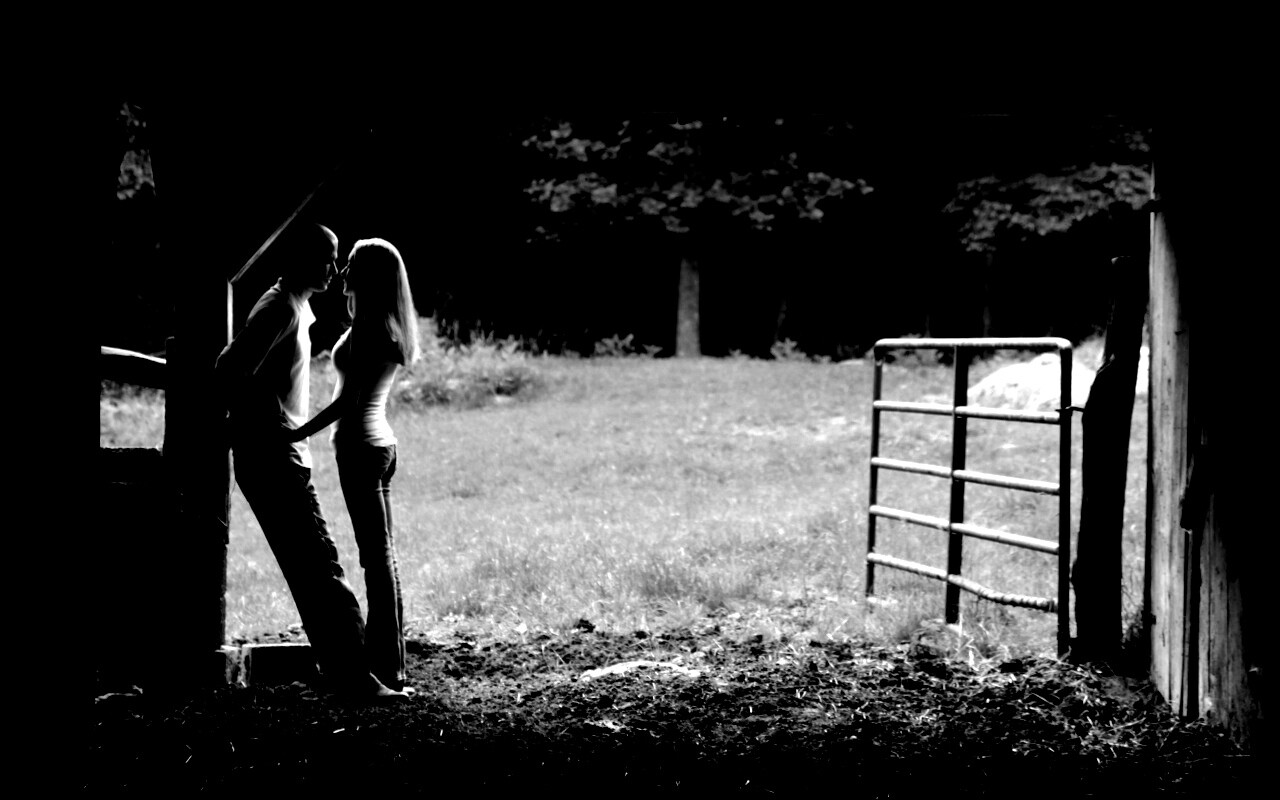 Любовь на природе обои