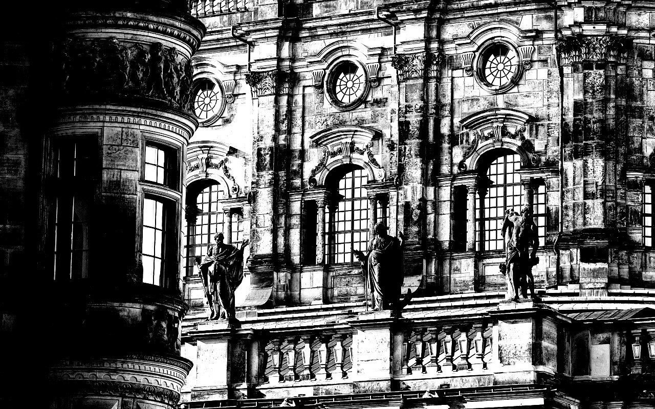 Hofkirche в Дрездене обои