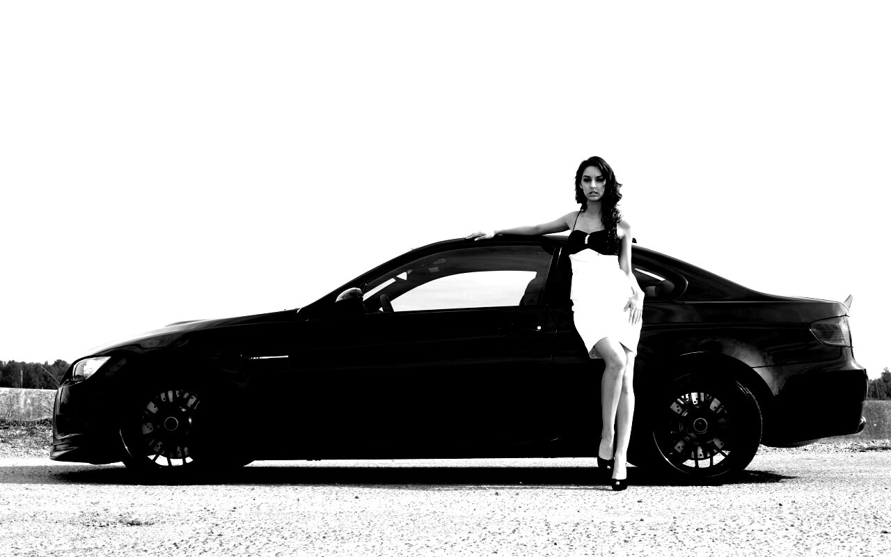 BMW и девушка обои