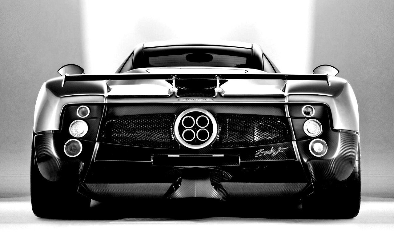 Pagani Zonda сзади обои