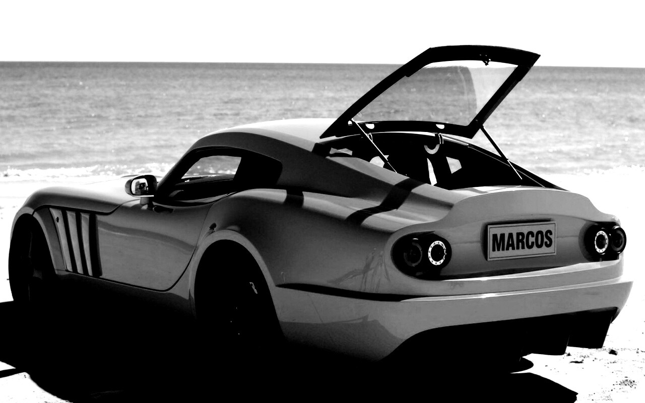 Marcos на пляже обои