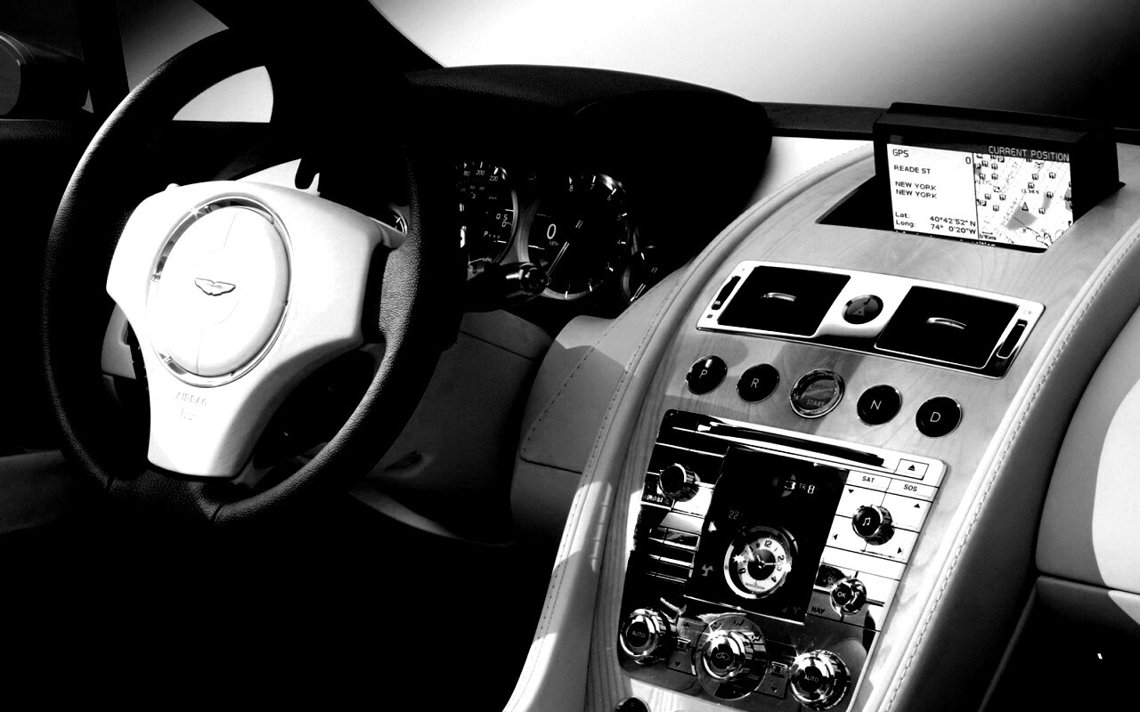 Салон Астон Мартина обои