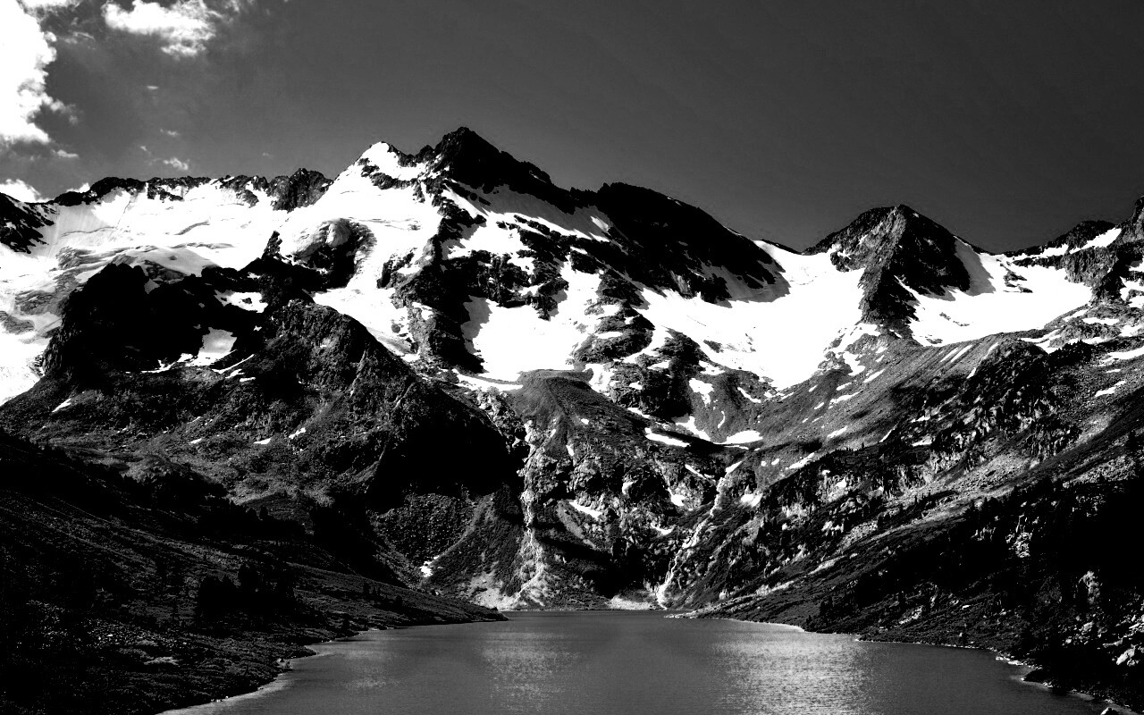 Горное озеро обои