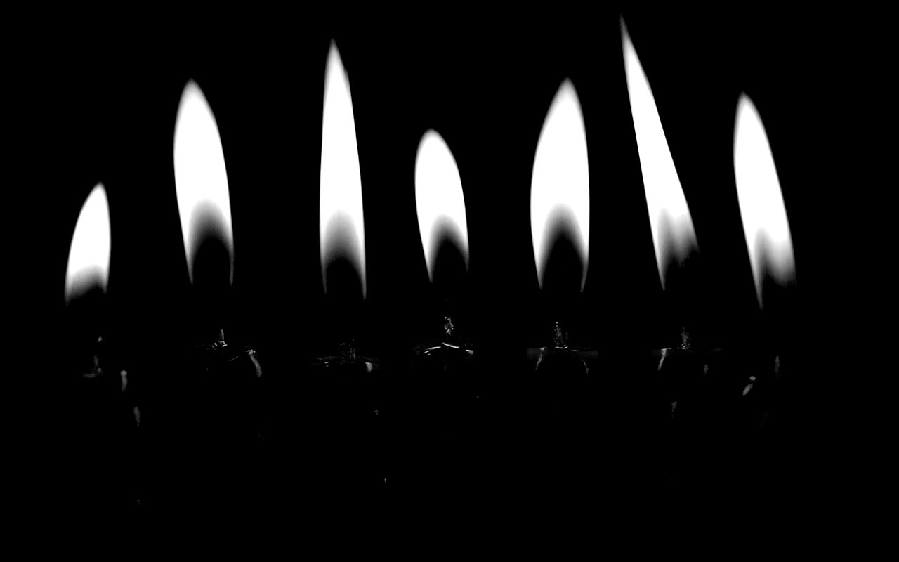 Красные свечи обои