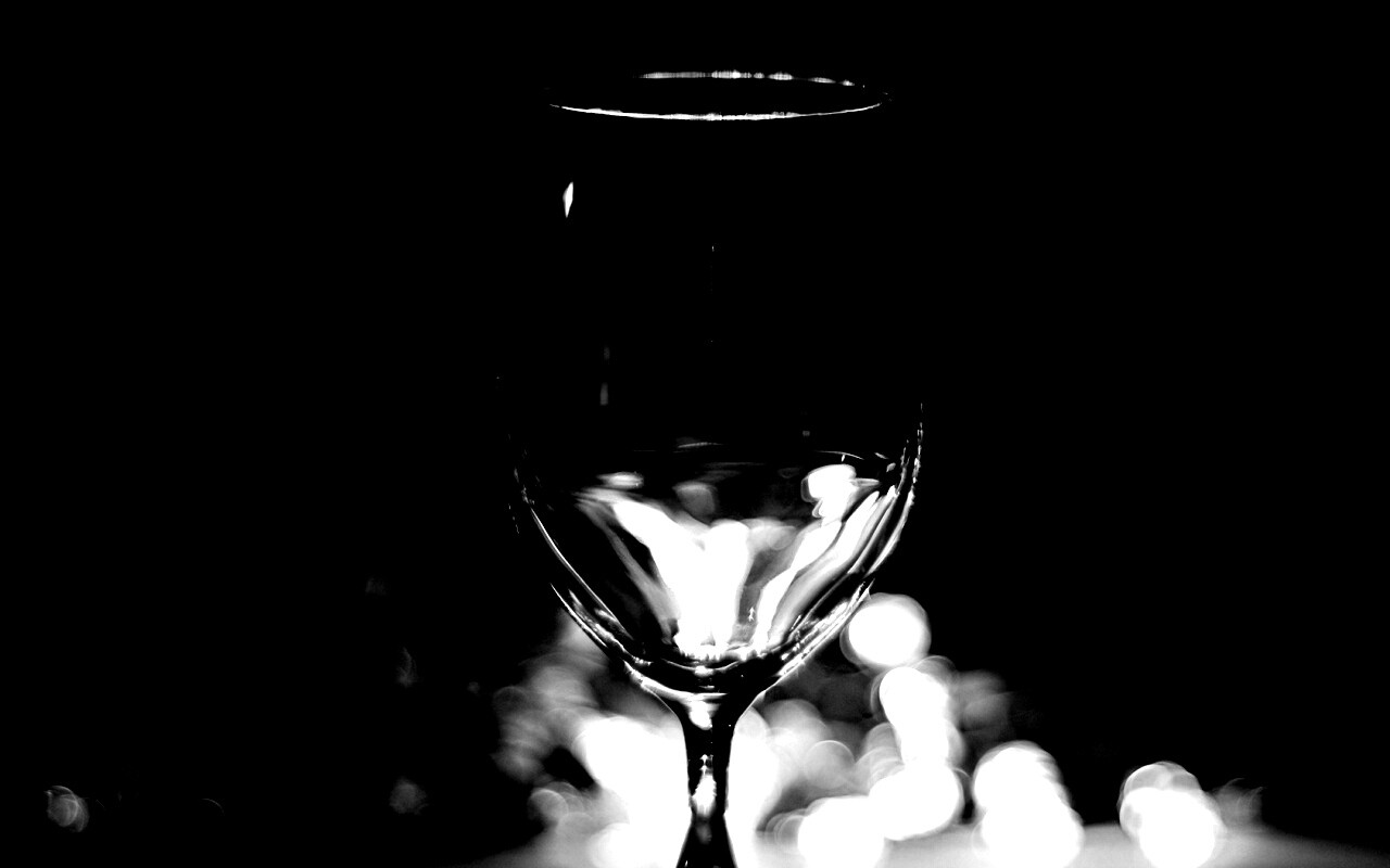 Бокал с водой обои